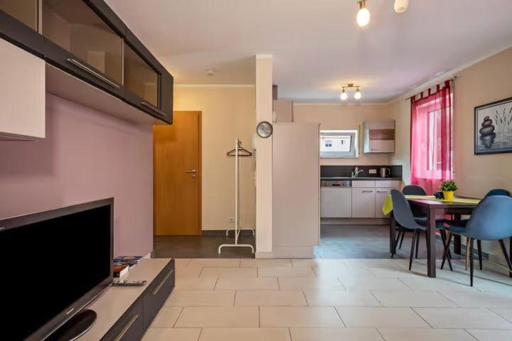 Ferienwohnung Diamond FDH Zewnętrze zdjęcie
